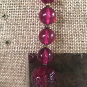 Vintage Jewelry - Vintage Baroque Pearl Fushia Beaded Necklace Vintage Jewelry - Vintage Baroque Pearl Fushia Beaded Necklace